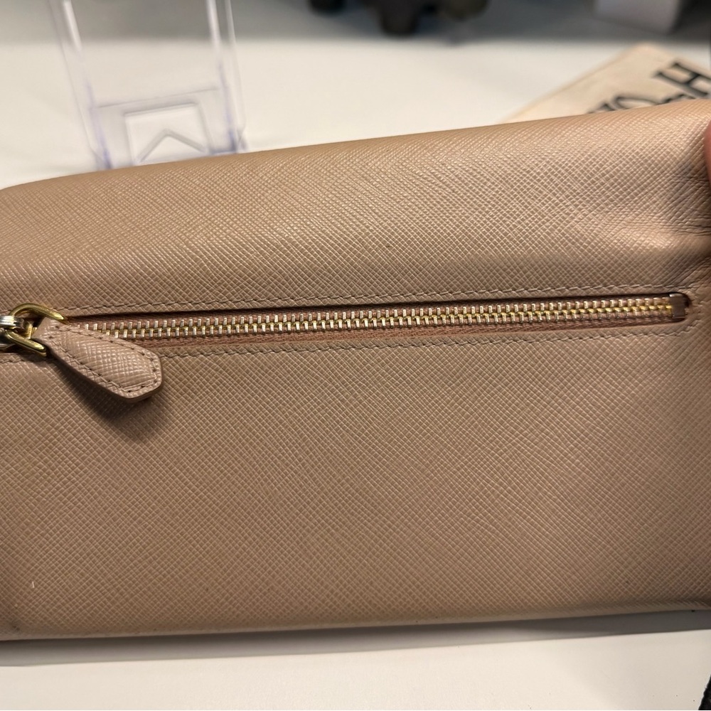 Prada Blush and Pink Saffiano Wallet - Picture 5 of 12